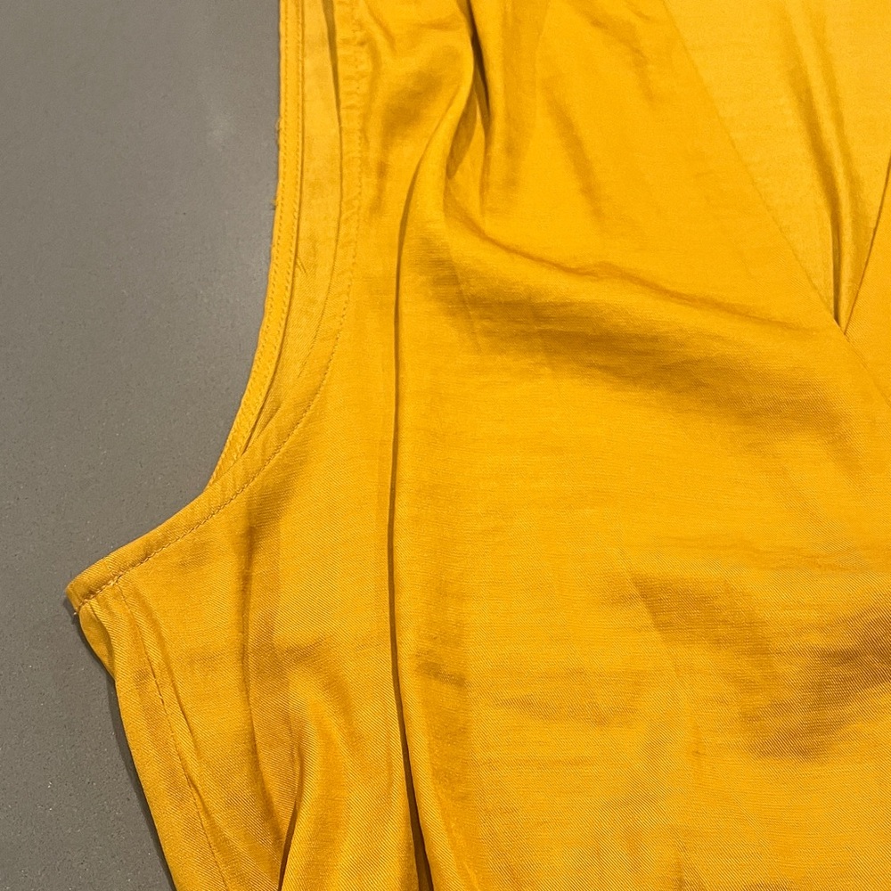Banana Republic Yellow Sleeveless Wrap Top - Picture 7 of 16